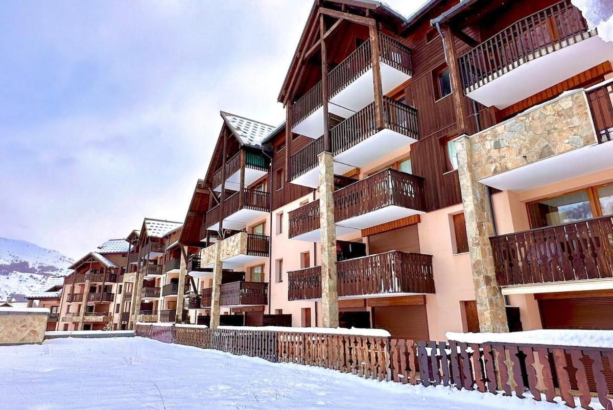 شقة Casa-Amelie Terrace With View And Parking فارْ المظهر الخارجي الصورة