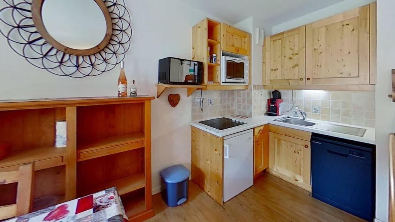 شقة Casa-Amelie Terrace With View And Parking فارْ المظهر الخارجي الصورة